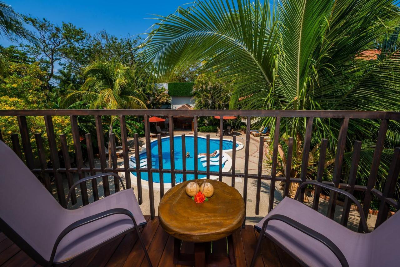 The Coast Beachfront Hotel تاماريندو المظهر الخارجي الصورة