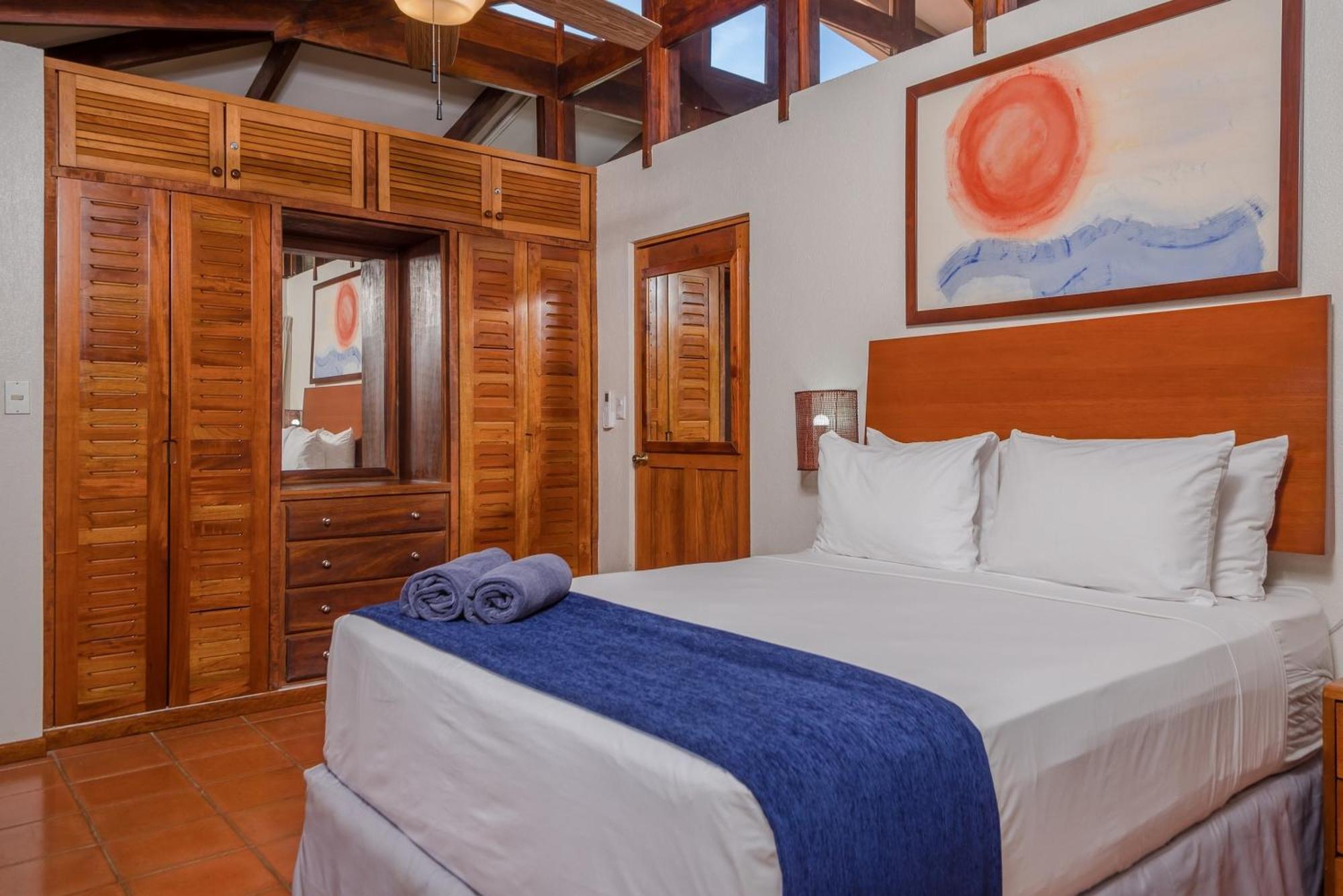 The Coast Beachfront Hotel تاماريندو الغرفة الصورة
